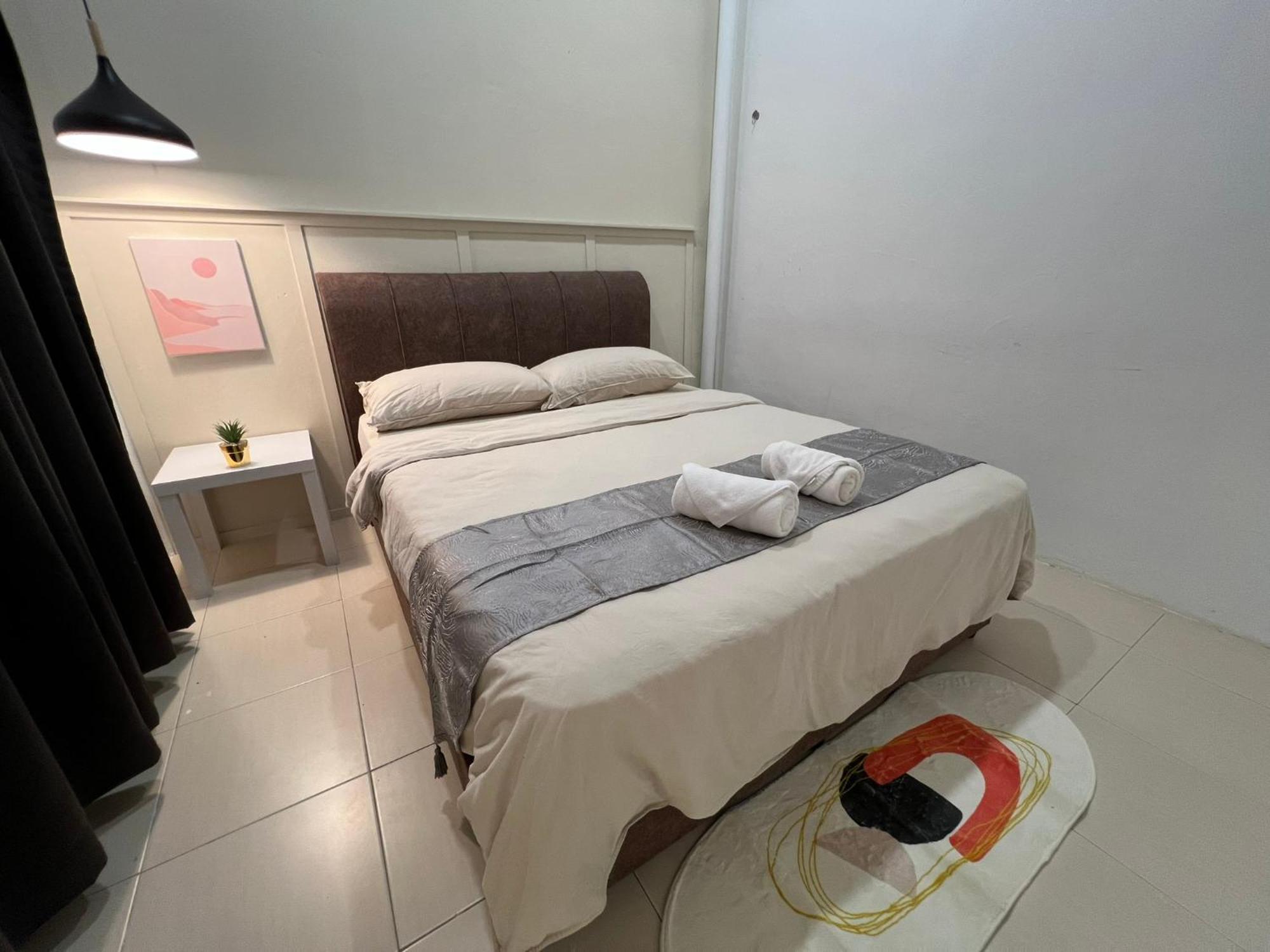 הוילה קואנטאן Demuji 4Br 10Pax 3Min To Ecm Kcm, Ps4 מראה חיצוני תמונה