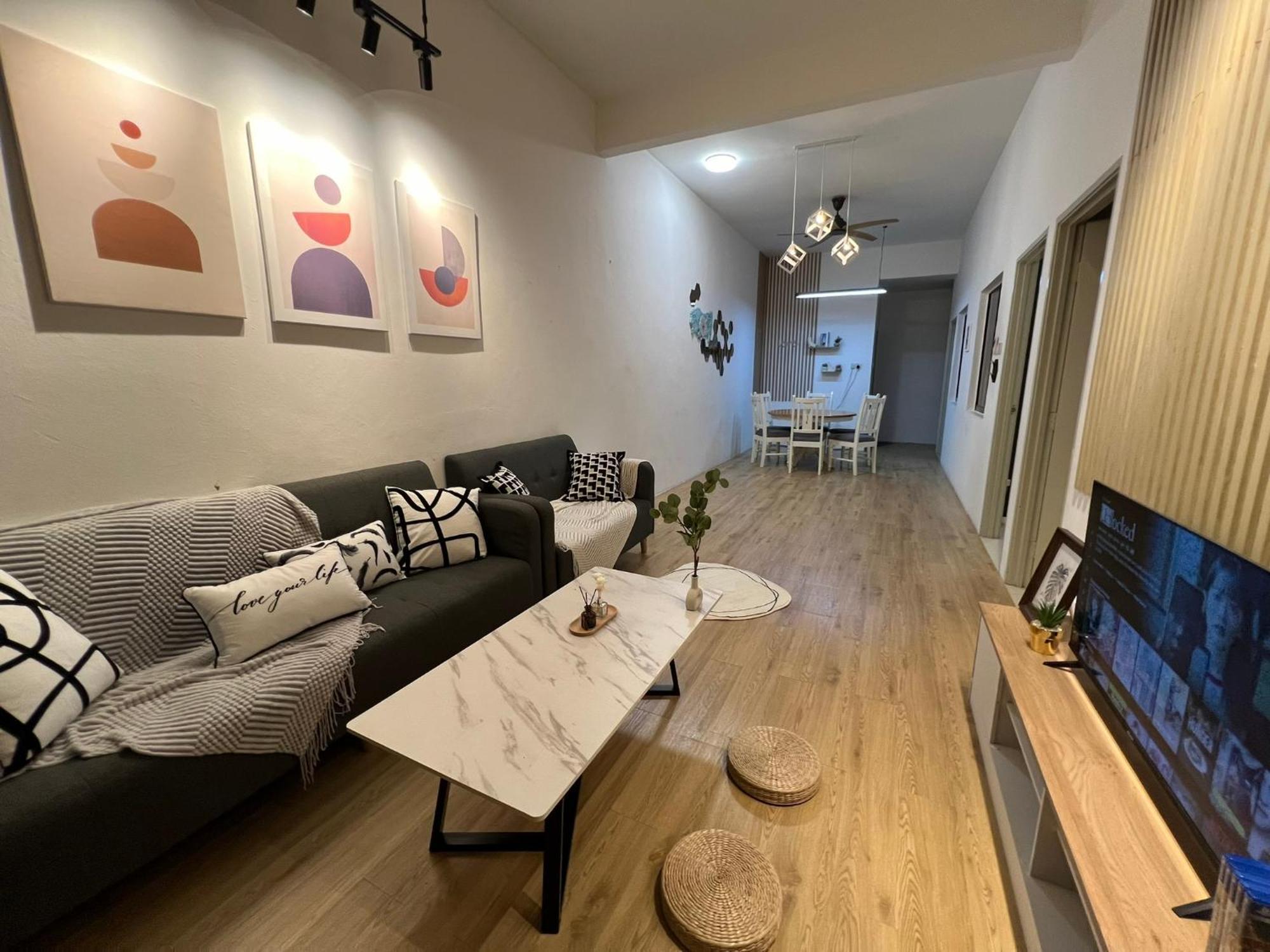 הוילה קואנטאן Demuji 4Br 10Pax 3Min To Ecm Kcm, Ps4 מראה חיצוני תמונה