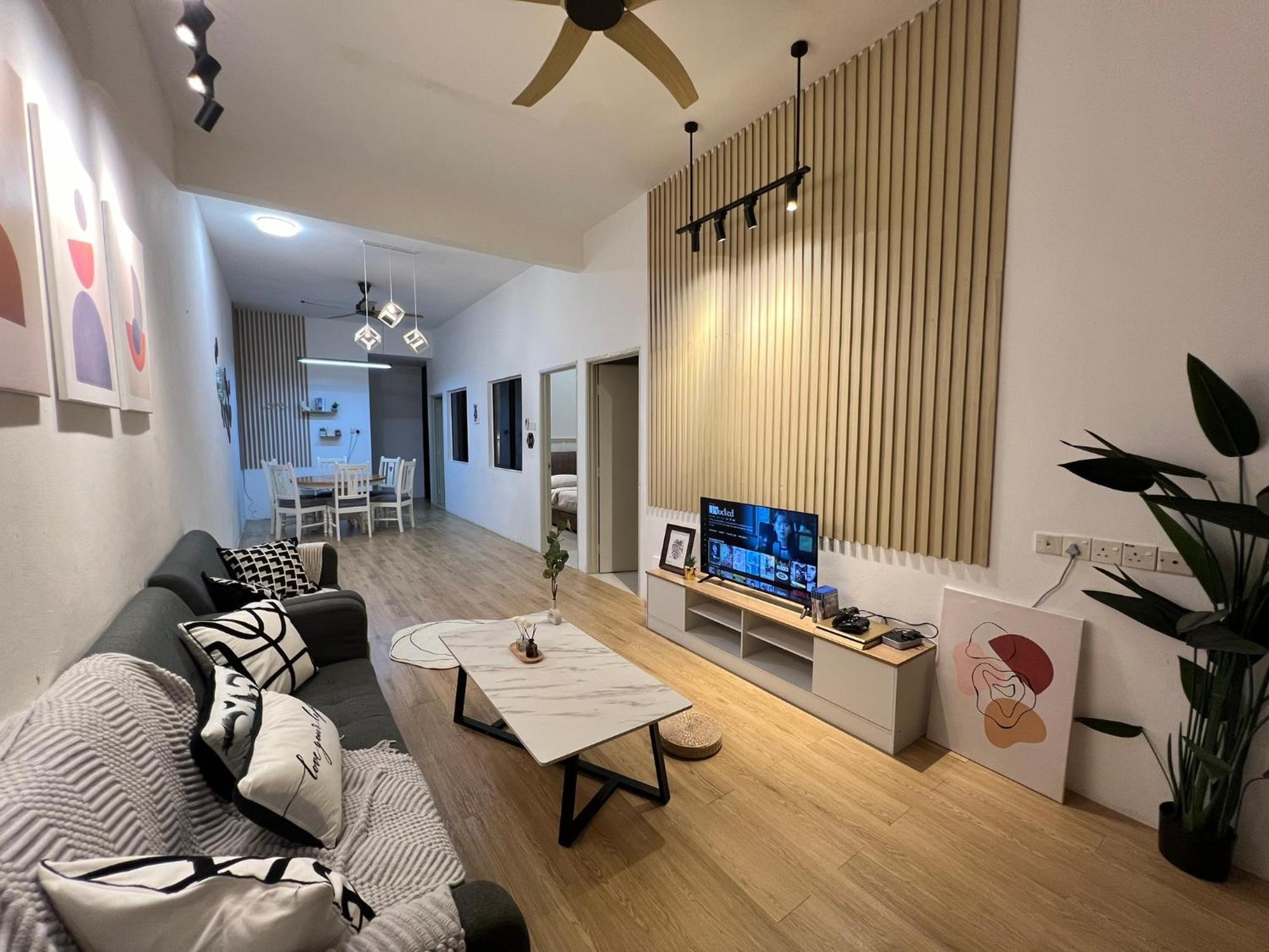 הוילה קואנטאן Demuji 4Br 10Pax 3Min To Ecm Kcm, Ps4 מראה חיצוני תמונה